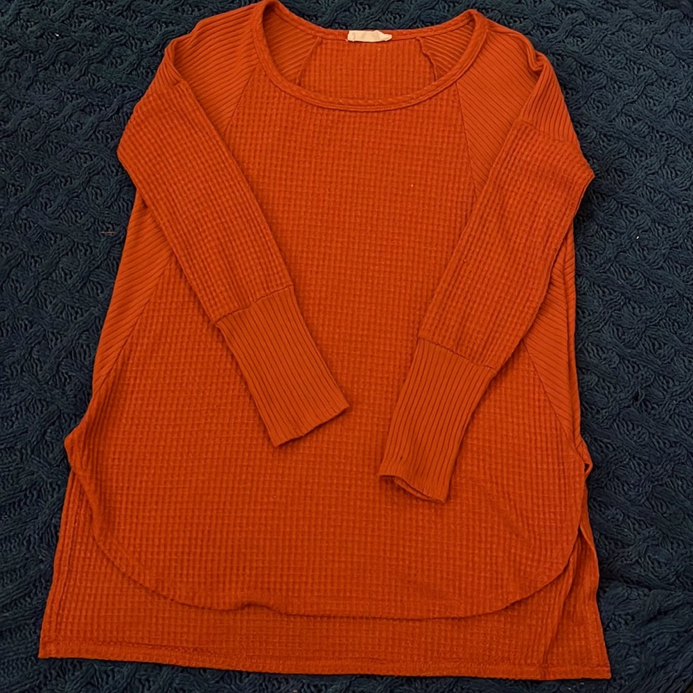 Burnt orange waffle shirt